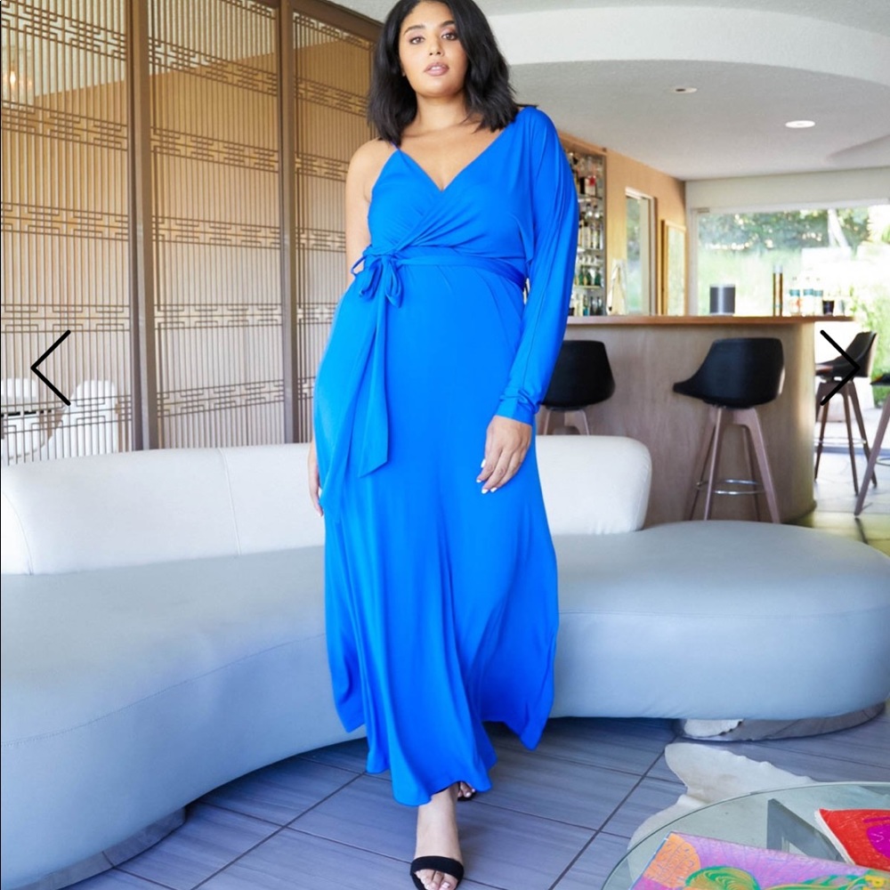 NWT Blue Soncy One-Shoulder Maxi Dress